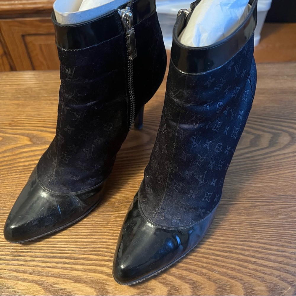 LOUIS VUITTON black patent and satin mini monogram zip up ankle booties